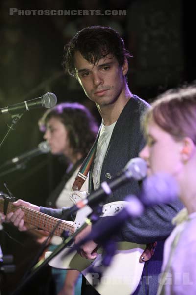 DIRTY PROJECTORS - 2009-09-09 - PARIS - La Maroquinerie - 